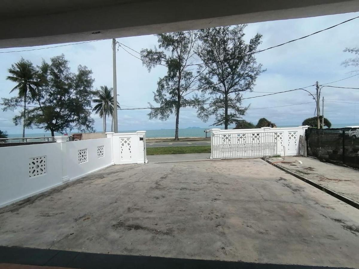 Seaview Promenade Homestay Dungun Eksteriør billede