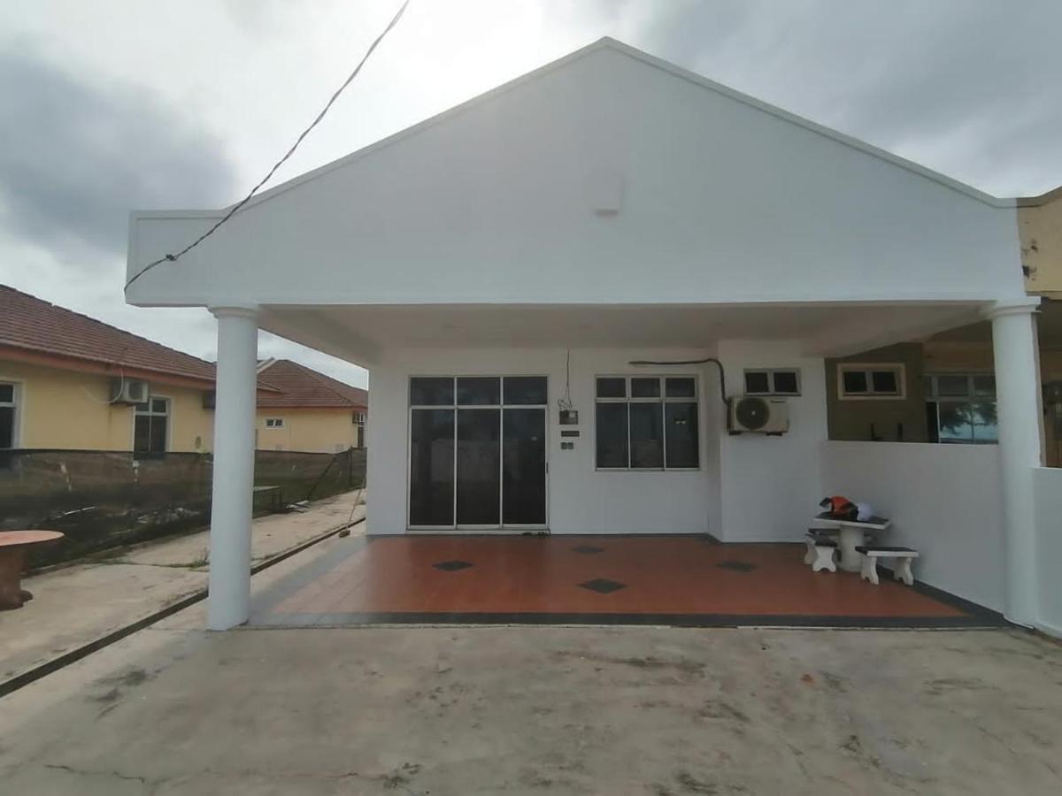 Seaview Promenade Homestay Dungun Eksteriør billede
