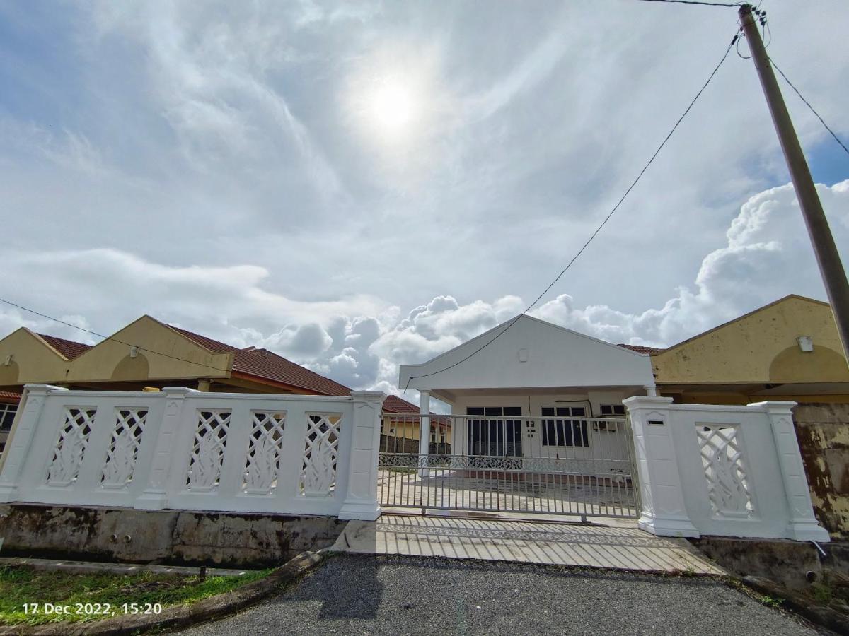 Seaview Promenade Homestay Dungun Eksteriør billede