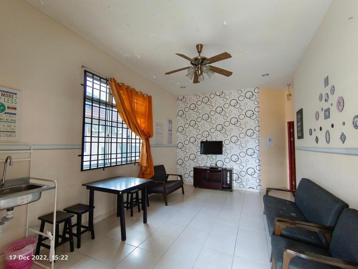 Seaview Promenade Homestay Dungun Eksteriør billede
